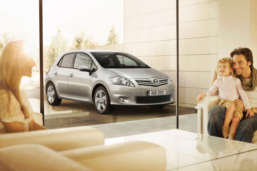  Toyota Auris 2010 года  (фото 19 из 59)